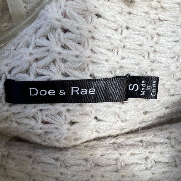 Doe & Rae chunky knit sweater - size Small - Picture 3 of 4